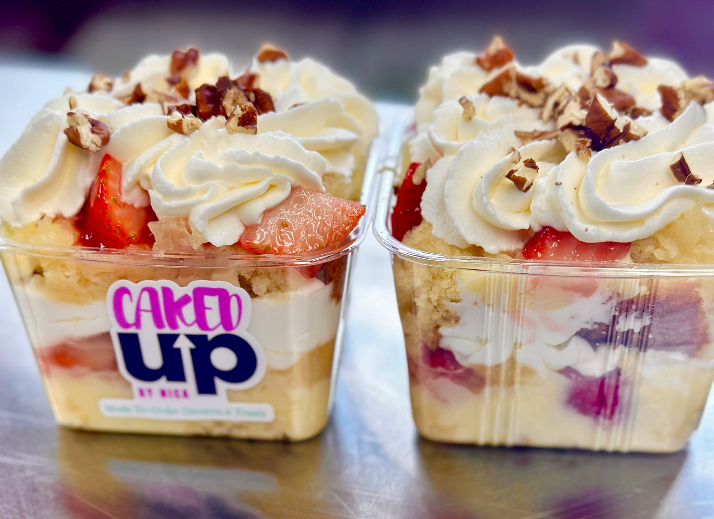 Punch bowl cake cup