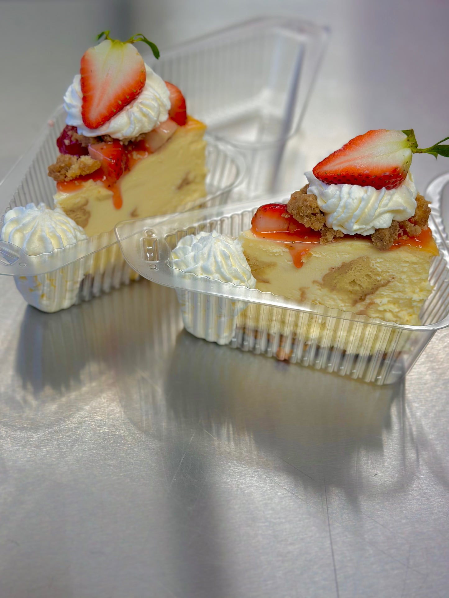 Strawberry Honeybun Crunch Cheesecake