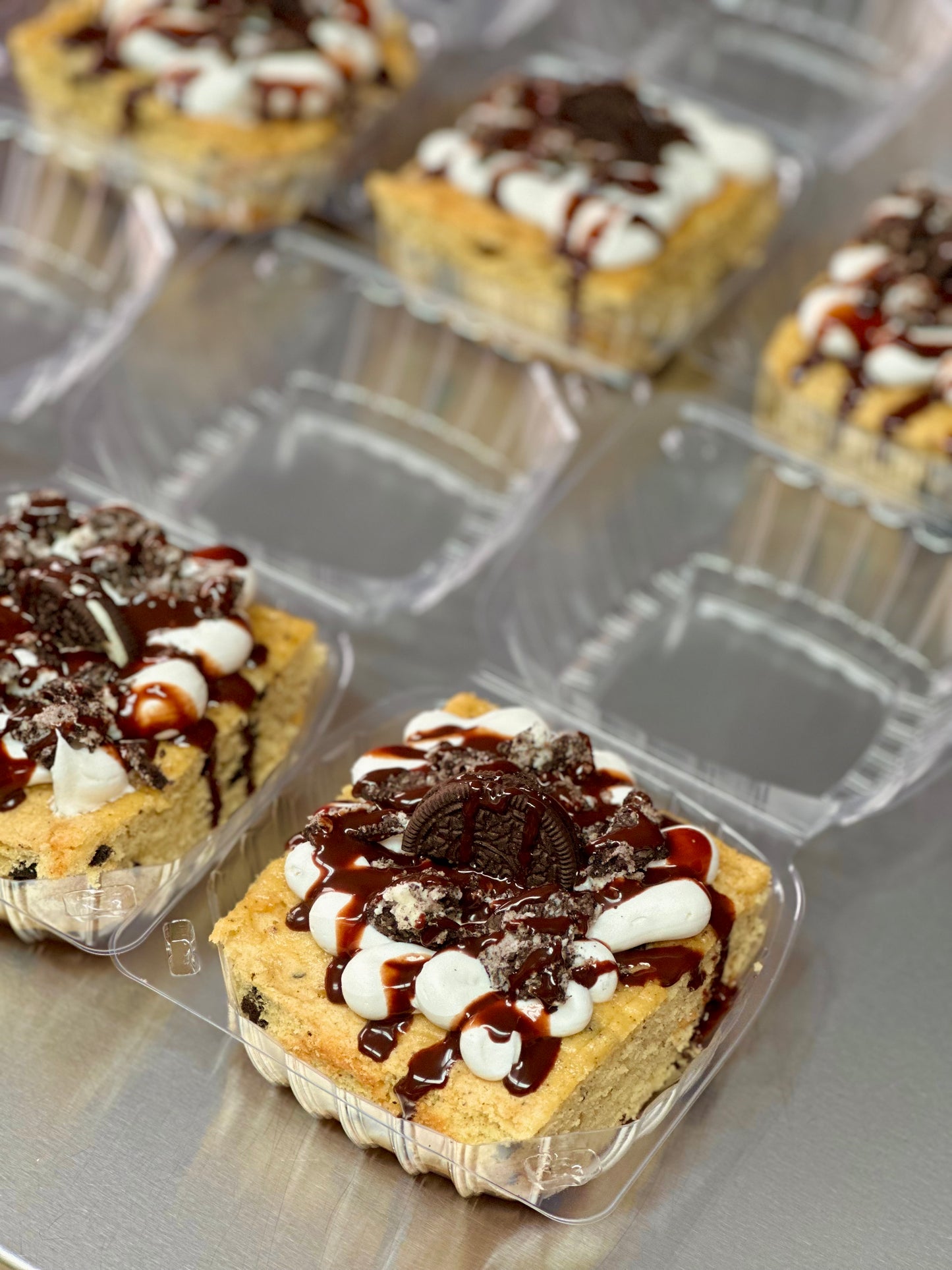 Cookies & Cream Cake Square