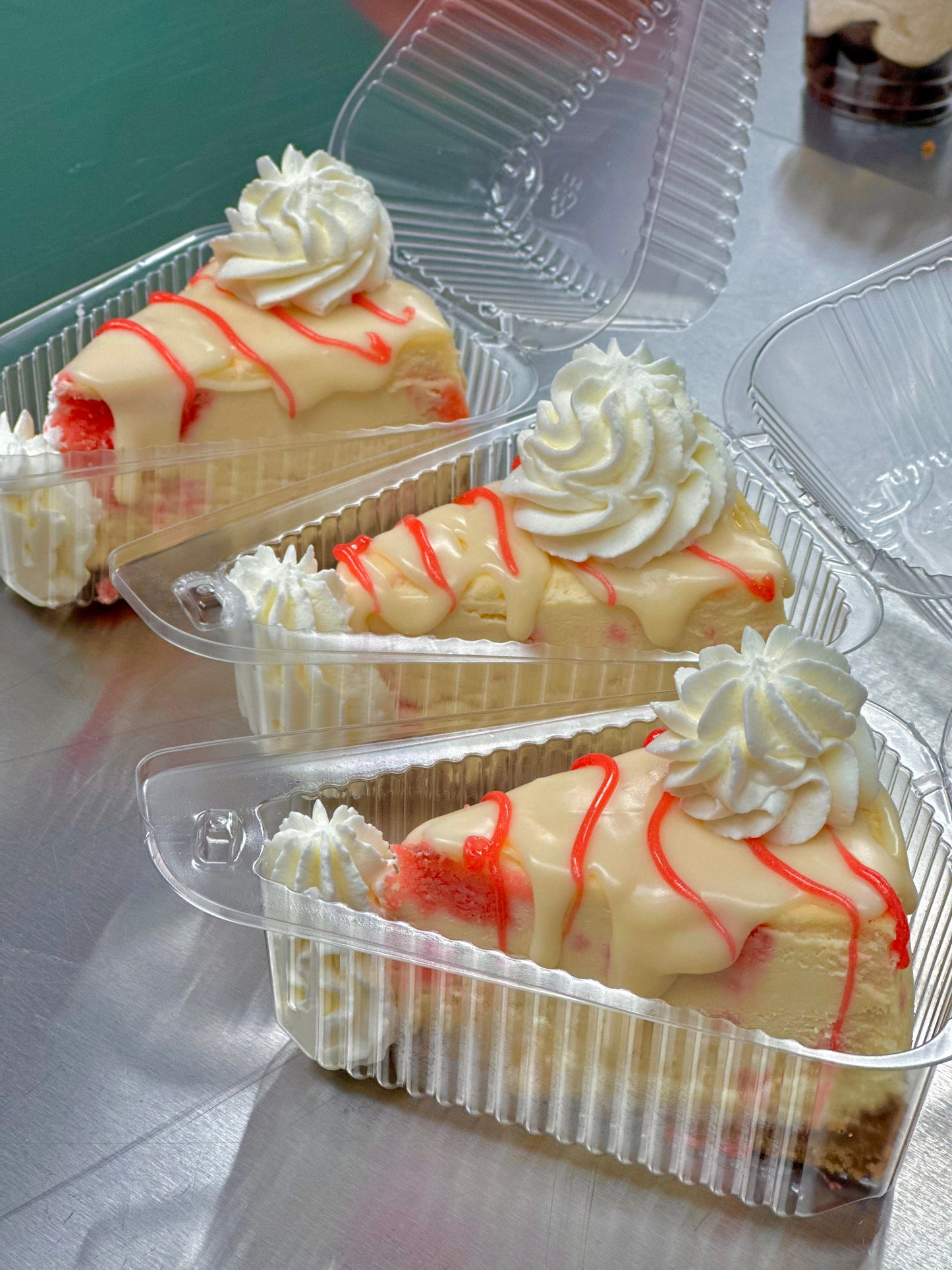 Big Deb Strawberry Heart Cheesecake
