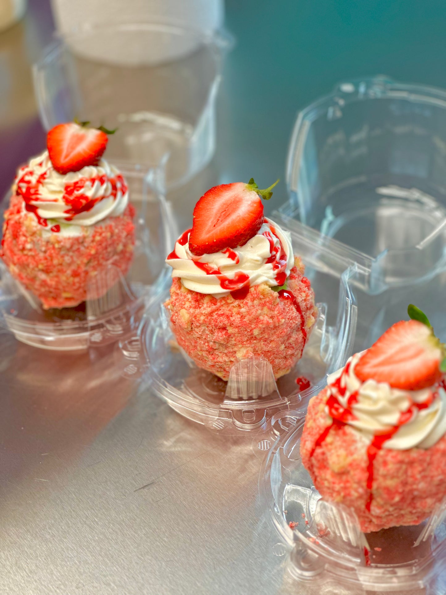 Strawberry Crunch Cheesecake Stuffed Apples