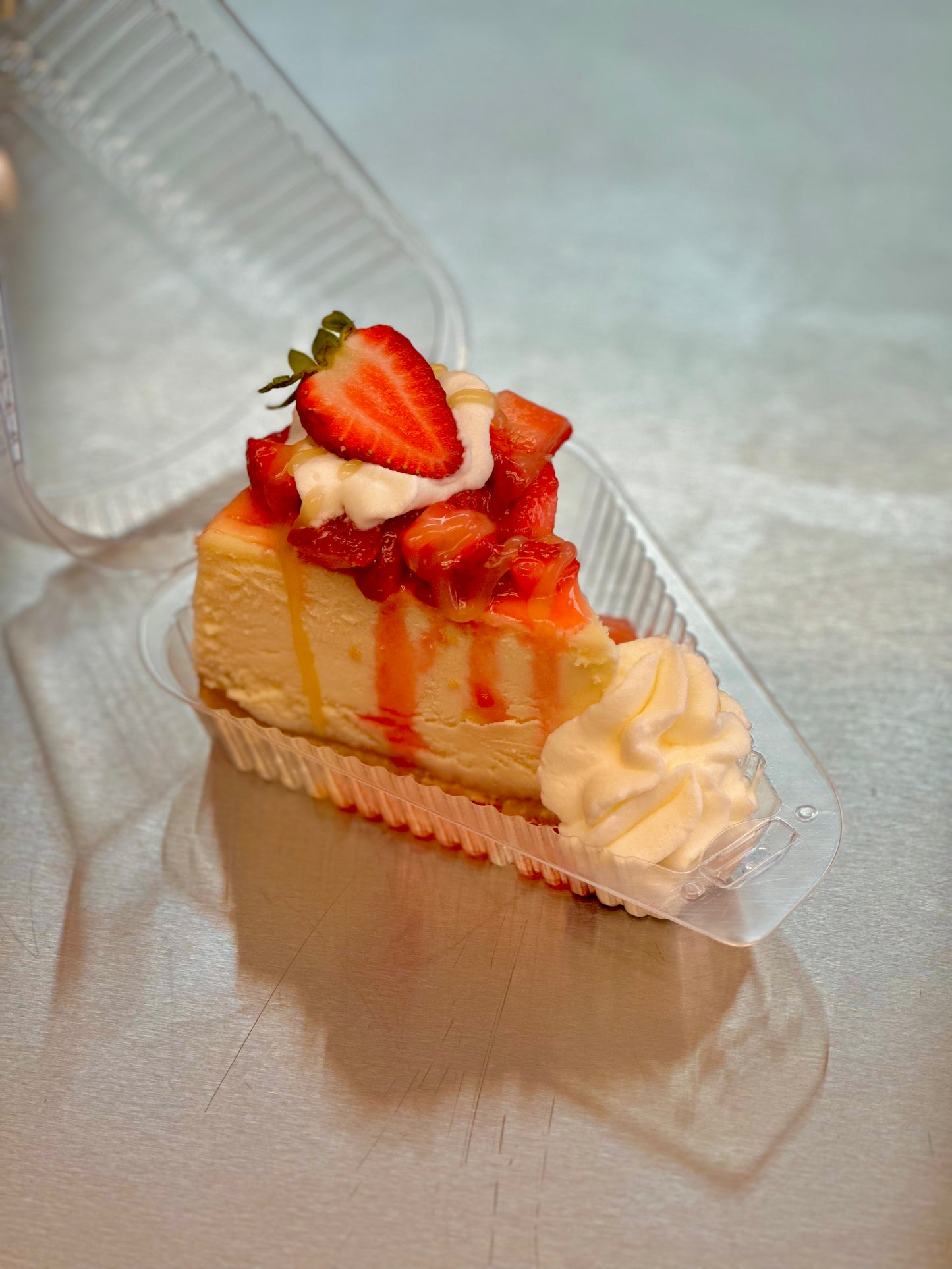 Strawberry Lemonade Cheesecake Slice