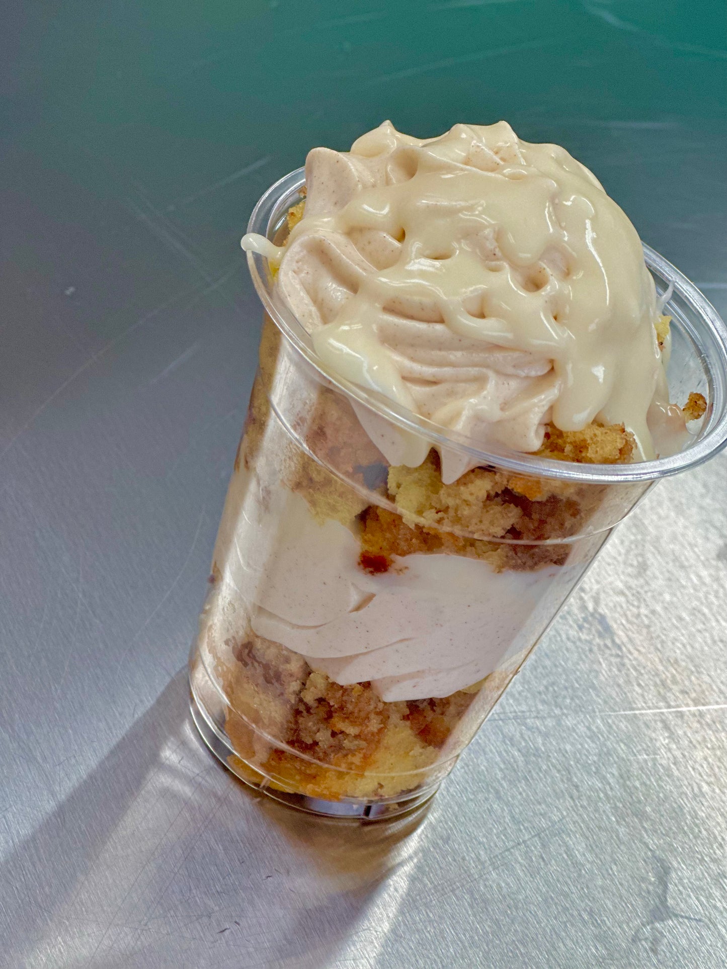 Honey bun Cheesecake Cake Cup