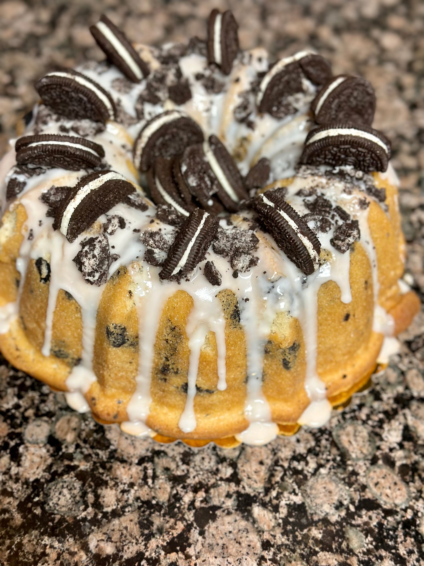 Cookies & Cream Pound Cake