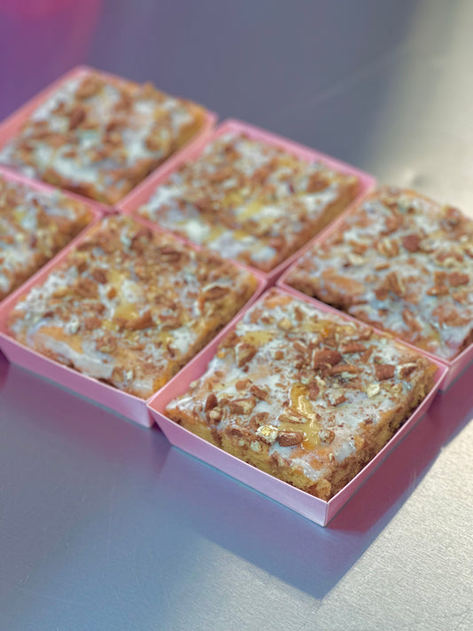 Loaded Honeybun Cake Square