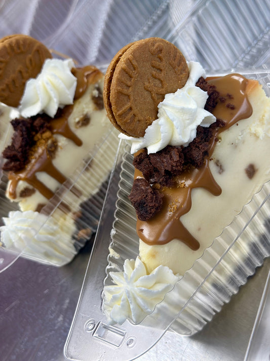 Brownie Cookie butter Cheesecake